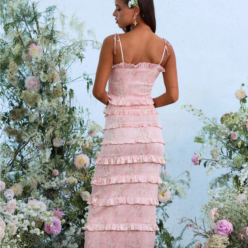 V. Chapman Blush Pink Tiered Midi Dress - Picture 2 of 2